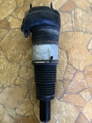 AMORTYZATOR MIECH LEWY PRAWY PRZÓD PRZEDNI AUDI A8 D4 4H0616039AF