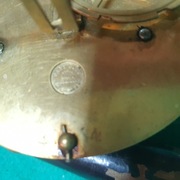 Sprawny mechanizm do zegara Francuskiego-wahadło 4/4 tj. 