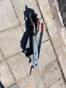 Zaczep do przyczepy kempingowej z hamulcem najazdowym