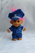 TROLL RUSS RÓŻOWY POLICJANT STRAŻNIK FIGURKA ZABAWKA