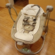 Bujaczek, leżaczek dla niemowlaka 