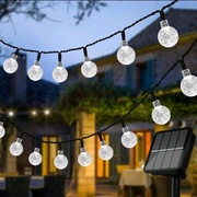 Girlanda świetlna na balkon do ogrodu