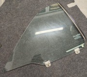 Mercedes Benz W124 Szyba lewa / prawa tył Coupe Cabrio