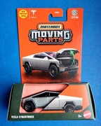 Matchbox Moving Tesla Cybertruck jak Hot Wheels