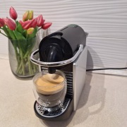 DeLonghi ekspres do kawy  na kapsułki Nespresso 