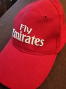 Stylowa czapka z haftowanym napisem Fly Emirates