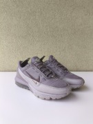 Stylowe Nike Air Max – liliowe sneakersy z poduszką 39