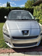 Samochód Peugeot 5008 z 2012r