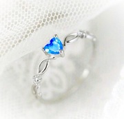 Pierścionek serduszko 