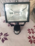 Lampa Halogen z czujnikiem ruchu