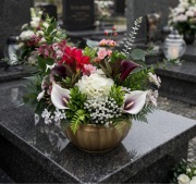 Kompozycja nagrobna w doniczce – nowoczesna i elegancka