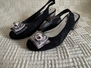 Czarne sandały Karino z ozdobą 39