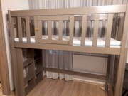 Łóżko na antresoli drewniane