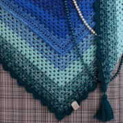 Chusta trójkątna L Klasyk S274 HANDMADE