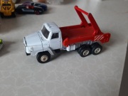 Nissan TW50 holownik - 1/70