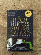 Douglas Adams-The Hitchhiker's Guide to the Galaxy: The Illustrated Edition
