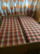 Sprzedam 2 tapczany z pojemnikiem , 80x 180 cm