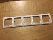 Ramka 5-krotna biały połysk Berker B.Kwadrat 5310158989