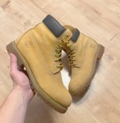 # Klasyczne Miodowe Buty Timberland – Trapery Trekking Rozm. 42 #