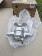 KAMOKA Zacisk hamulcowy przedni prawy