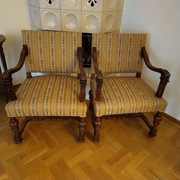 2 stare fotele Trony pięknie zdobione. Super stan!