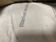 Biel tytanowa (titanium dioxide)