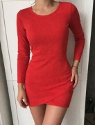 Czerwona sukienka Pakuten S/M – dopasowana, elastyczna, mini 