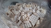 Klocki Lego mix na wagę 430 g - kolor biały + gratis 450 g inne