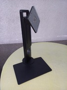 Solidna, dość ciężka (2,5 kg) stopa, podstawa do monitora BenQ VESA 100X100