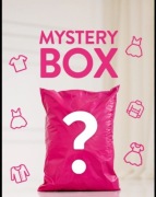 Mystery box z ubraniami 