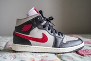 NIKE AIR JORDAN 1 MID R.42/ 27CM NOWE ORYGINALNE GRATIS!
