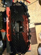 Mazda cx5 17+ orginalny grill z podstawą emblematu