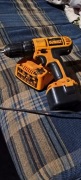 Wiertarko-wkretarka DeWalt DC740