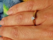 Zaręczynowy Apart z diamentem 0,17!!