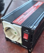 Przetwornica 12V--->230V 