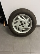 Koło z felgą aluminiową do Fiata R13 - stan bdb 