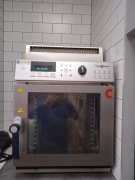 Piec konwekcyjno - parowy z okapem i piekarnikiem