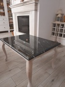 Stolik kawowy z blatem kamiennym