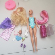 Barbie lalka kolorowa w tubie GPD54