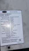 Pompa ciepła Carrier 50PCH048WCC9CCA1 z 2017r 13,2kW/10,8kW - uszkodona