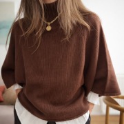 L 40 sweter z dzianiny z szerokimi rękawkami 3/4