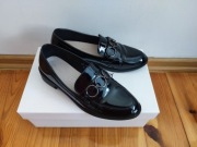 Lakierowane mokasyny, roz. 36