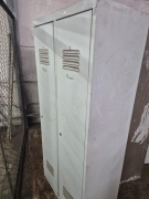 Szfka metalowa ubraniowa bhp