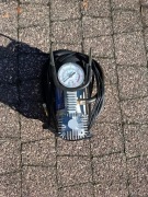 Kompresor samochodowy 12V