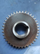 Tokarka TUE 35 TUE 40 koło Z-38 m-2,5