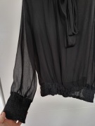 Bluza czarna z kokardą 