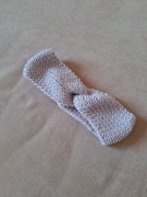 Opaska na uszy głowę czoło miękka turban pudrowy róż wełna merino handmade