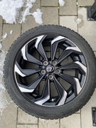 Felgi Lexus UX 225/50 R18 koła opony Pirelli 