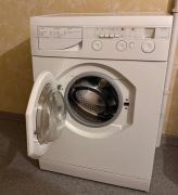 Pralka automatyczna ARISTON + Meble Łazienkowe