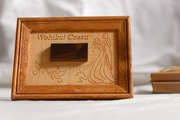 NOWOŚĆ!DREWNIANA RAMKA Z PENDRIVEM PREZENT ŚLUB